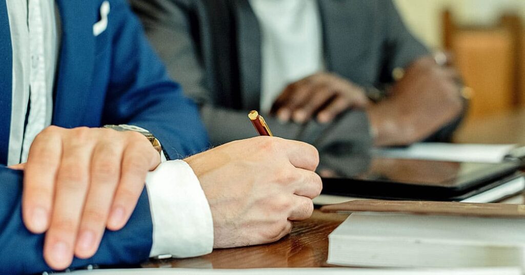 Beneficios de realizar loa trámites de herencia en Porras Asesores